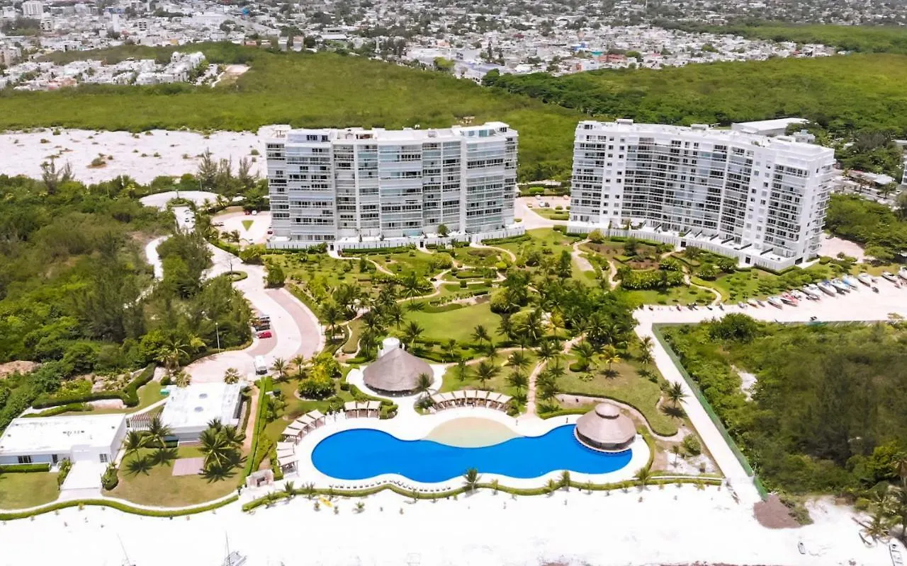 Ocean Beachfront 4 Bdr -Amazing Oceanview Διαμέρισμα Κανκούν