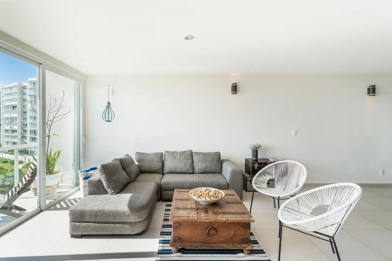 Ocean Beachfront 4 Bdr -Amazing Oceanview Διαμέρισμα Κανκούν 0*,  Μεξικό